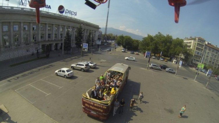 Снимка: Refresh PR