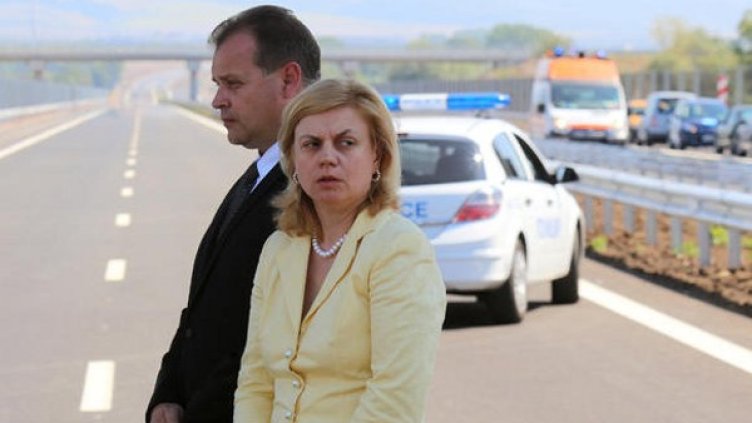 Терзиева и Лазаров на откриването на "Хемус" при гара Яна. Снимка: БТА