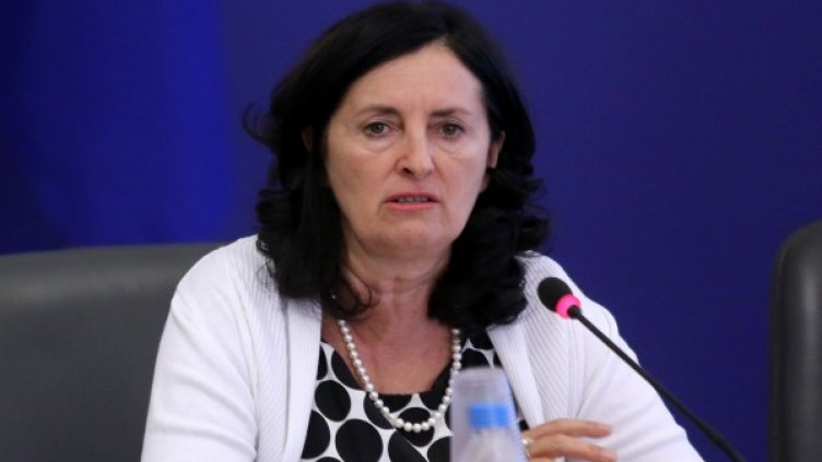 Вицепремиерът Даниела Бобева. Снимка: БТА
