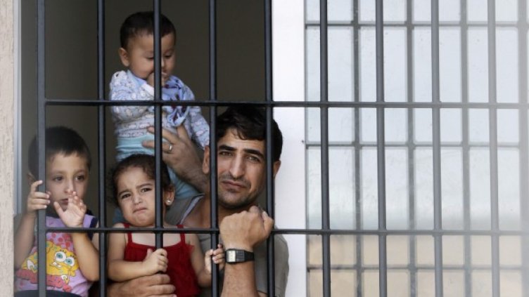 Сирийски бежанци в лагера в Любимец. Снимка: Ройтерс