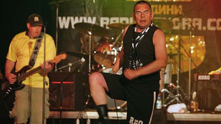 Марк Фого подкрепя протестите. Снимка: Tangra Mega Rock