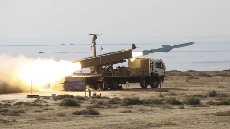 Иранска ракета "Кадер". Снимка: архив, Reuters