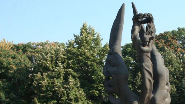 Паметникът на Съединението в Пловдив. Снимка: архив, БулФото