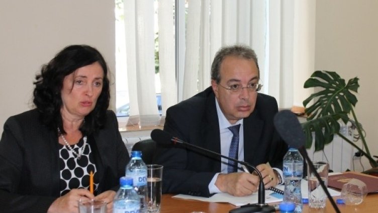 Даниела Бобева и Бранимир Ботев. Снимка: МИЕ