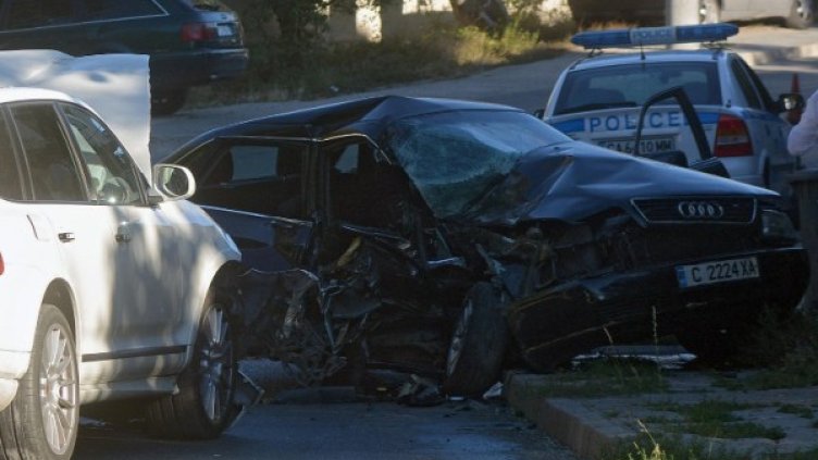 Катастрофира кола с бизнесмена Васил Василев 