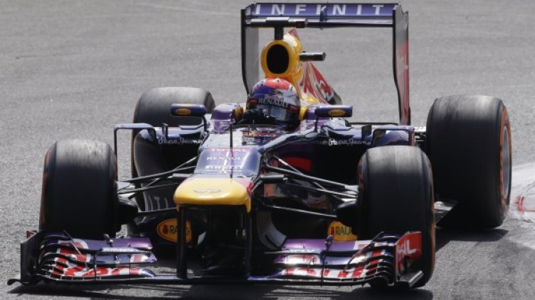 Себастиан Фетел по време на квалификацията. Снимка: Reuters