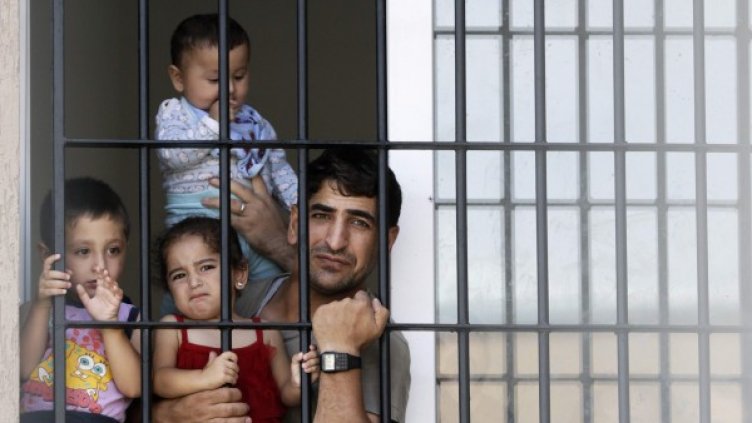 Сирийски бежанци в лагера в Любимец. Снимка: Ройтерс