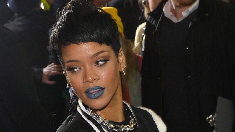 Фенове ще могат да си татуират устните на Риана. Снимка: Reuters