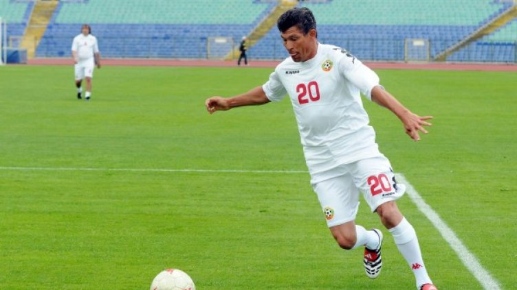 Балъков определи като спекулации слуховете, че може да поеме националния отбор. Снимка: Булфото