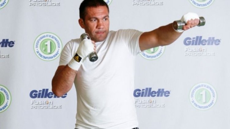 Илия Миланов. 
Теодор Салпаров