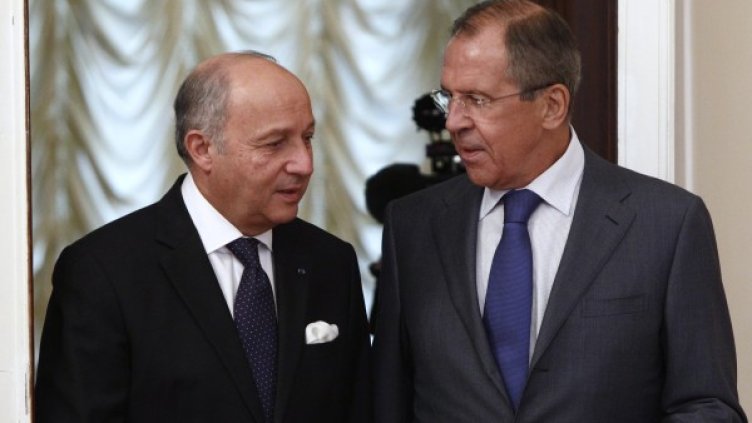 Лоран Фабиюс и Сергей Лавров. Снимка: Reuters