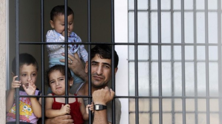 Сирийски бежанци в лагера в Любимец. Снимка: Ройтерс, архив