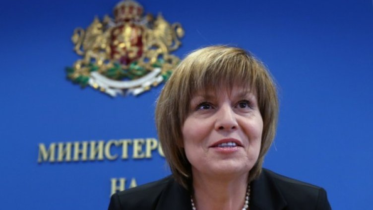 Министерска усмивка по време на отчета. Снимка: БТА