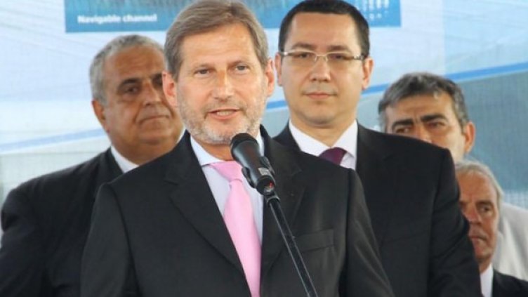 Йоханес Хан на официалното откриване на Дунав мост 2. Снимка: БулФото