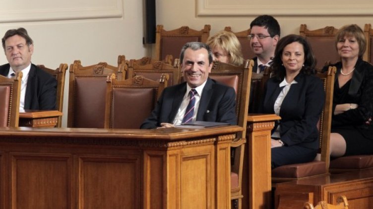 Пламен Орешарски с част от министрите си Снимка: БТА