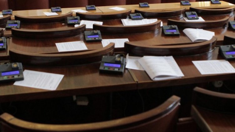 Празни банки. Снимка: БТА