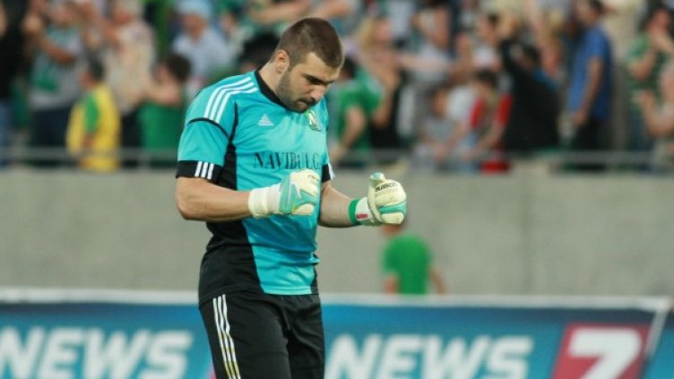 Владислав Стоянов може да започне титуляр срещу Армения. Снимка: Булфото