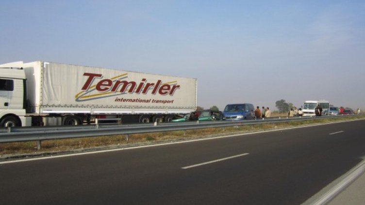 Катастрофата. Снимка: Булфото