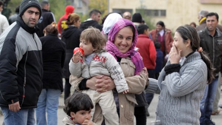 Бежанци в лагер в София. Снимка: БТА, архив