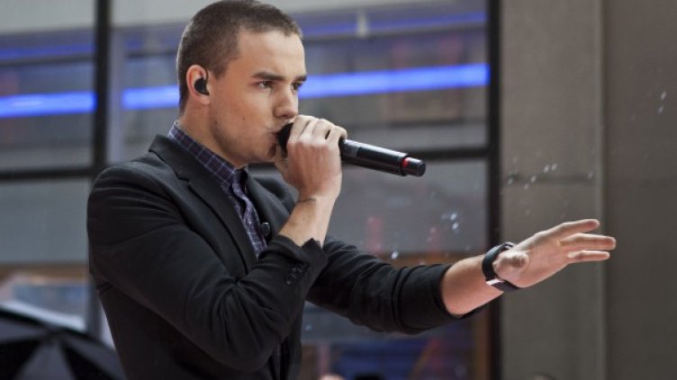 Лиъм не е доволен, че е останал без боксерки. Снимка: Reuters