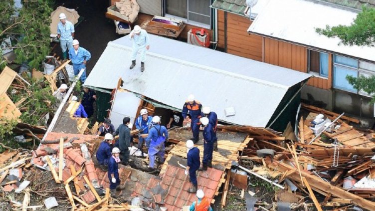 Пораженията на остров Изу Ошима. Снимка: Reuters