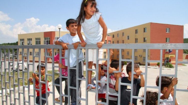 МВР иска 27 млн. лева заради потока от бежанци 