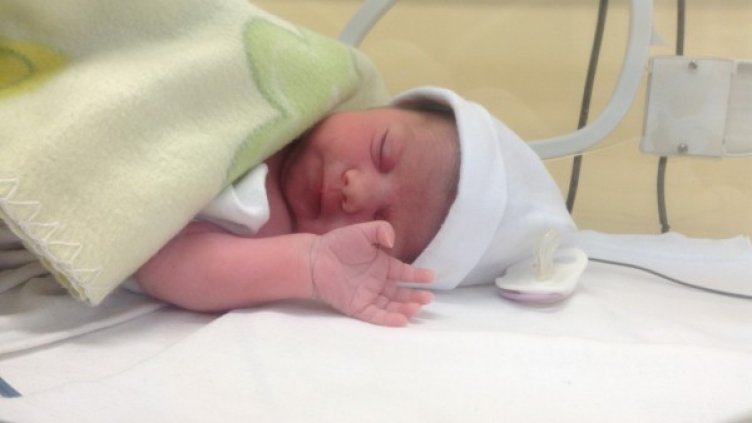 Малката Лили.