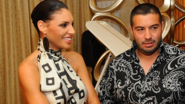 Вместо с гаджето си Миро, Златка ще си ляга в общата спалня на Big Brother. Снимка: Булфото