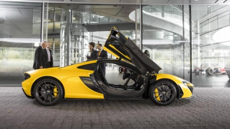 Първият произведен McLaren P1. Снимка: McLaren