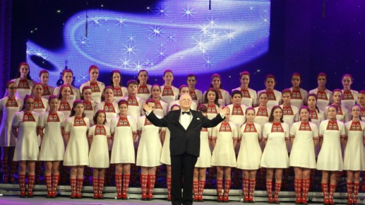 Академикът сред възпитаниците си. Снимка: архив, Булфото