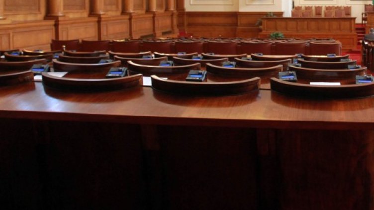 "Сова Харис": Пет партии влизат в НС, ако изборите са днес 