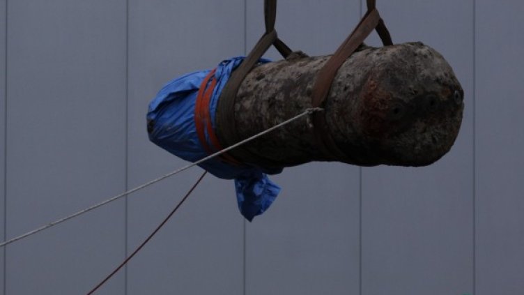 Бомбата  бе обезвредена без никакви проблеми. Снимка: Reuters