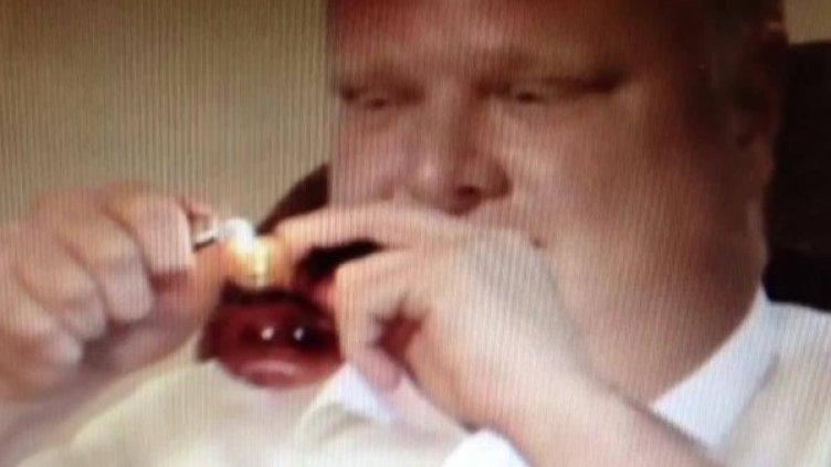 Роб Форд пуши крек. Снимка: YouTube