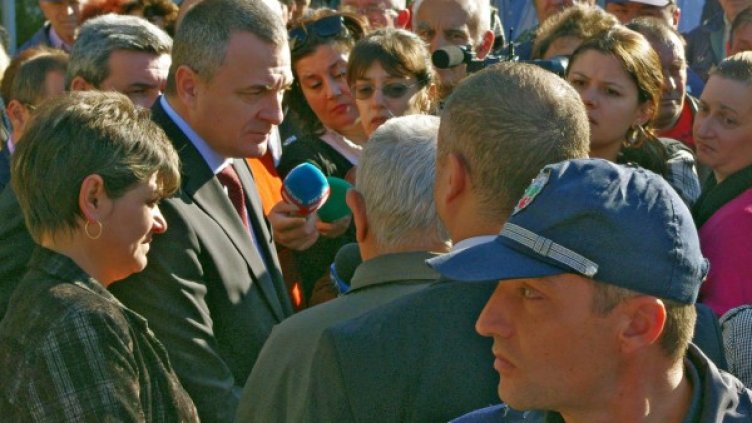 Цветлин Йовчев се срещна с хората от Телиш. Снимка: БулФото