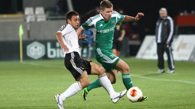 Роман Безяк може да не играе срещу ЦСКА. Снимка: Булфото