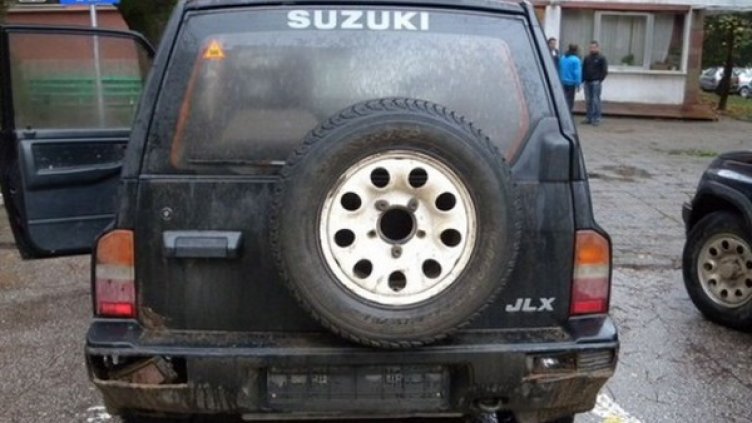 Два от крадените джипове. Снимка: МВР
Снимка: МВР