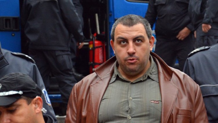 Петър Стоянов - Сумиста пред Апелативния съд във Варна. Снимка БТА