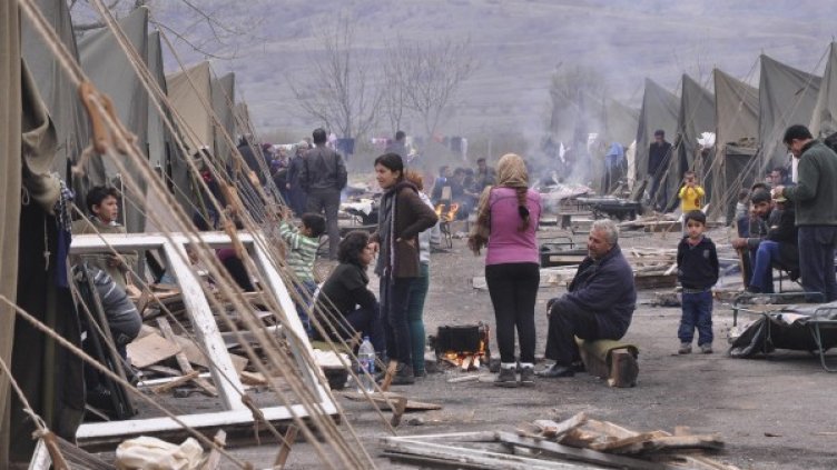 Бежанци от центъра в Харманли. Снимка: Булфото
