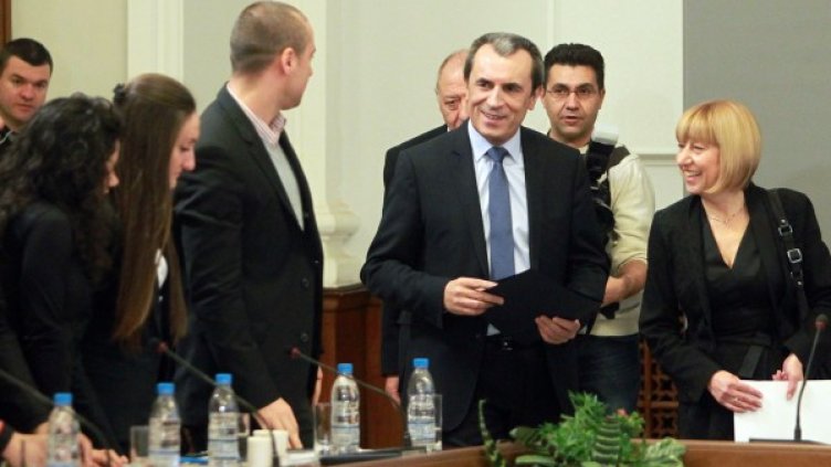 Орешарски и Клисарова се срещнаха със студенти в МС. Снимка: БТА