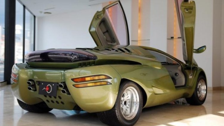 Снимкa: James Edition