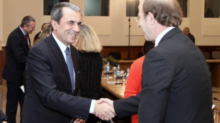 Орешарски се срещна с дипломати. Снимка: Правителствена пресслужба