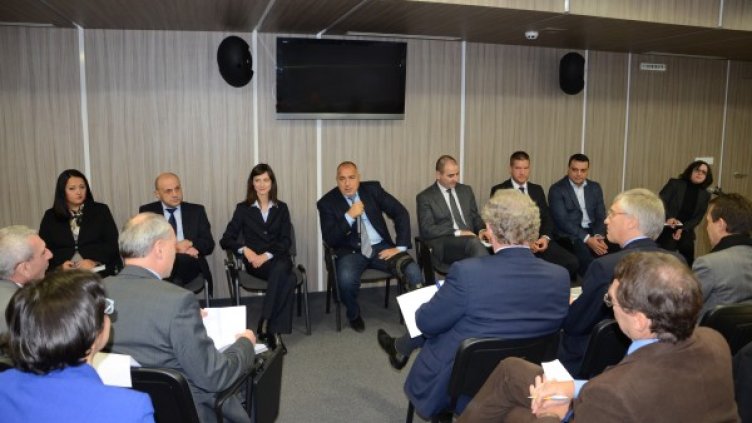 Срещата на Бойко Бориксов с посланиците. Снимка БТА