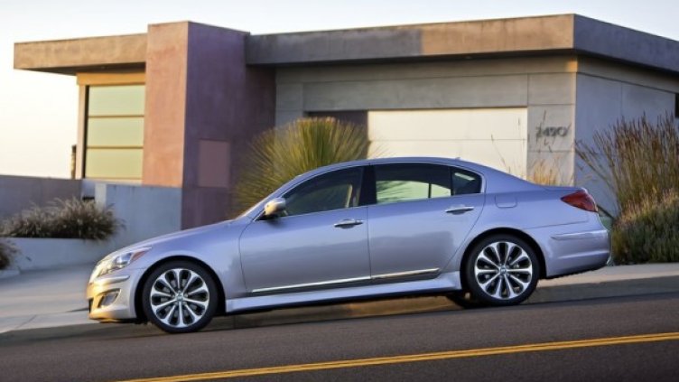 Hyundai Genesis 2012. Снимка: Hyundai