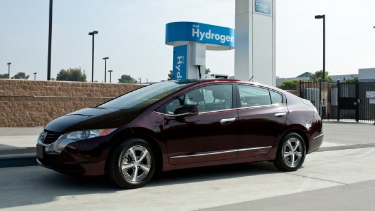 Автомобилите с алтернативно задвижване няма да успят да се наложат на пазара, прогнозират американците. Снимка: Honda