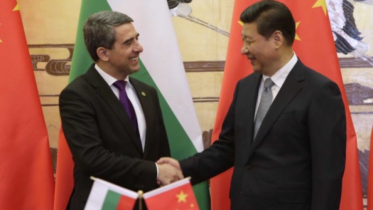 Росен Плевнелиев и Си Дзинпин. Снимка: БТА