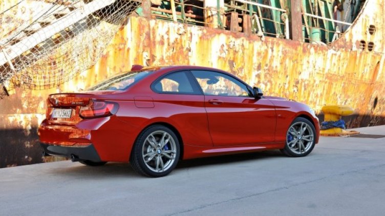 M235i. Снимка: BMW