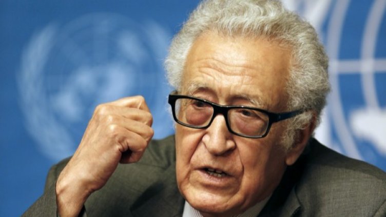 Лахдар Брахими. Снимка: архив Ройтерс