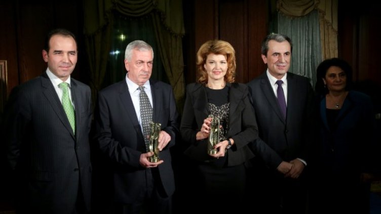 Премиерът Пламен Орешарски на връчването на наградите "Буров". Снимка БТА