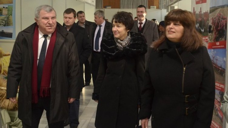 Министърът на земеделието Димитър Греков в Добрич. Снимка: БТА