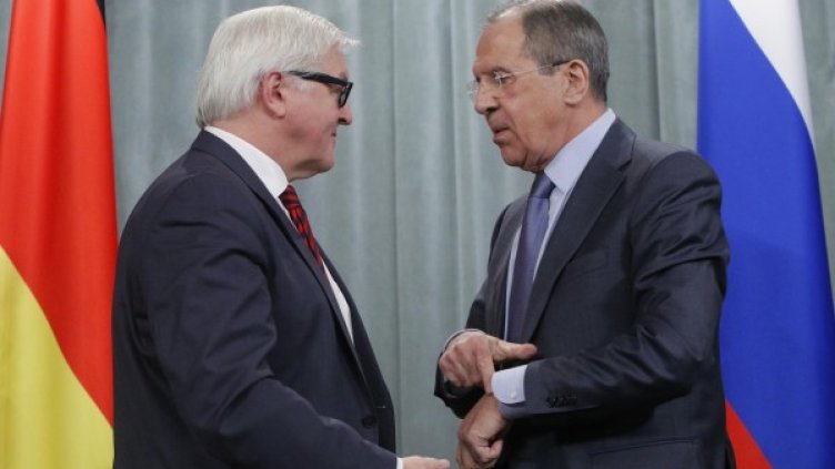 Франк-Валтер Щайнмайер и Сергей Лавров. Снимка: Reuters